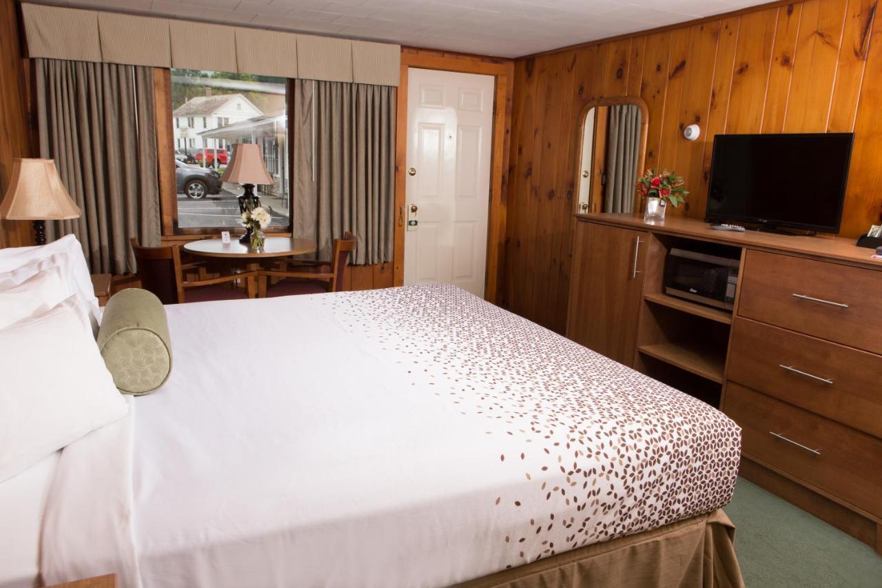 בנינגטון Knotty Pine Motel מראה חיצוני תמונה