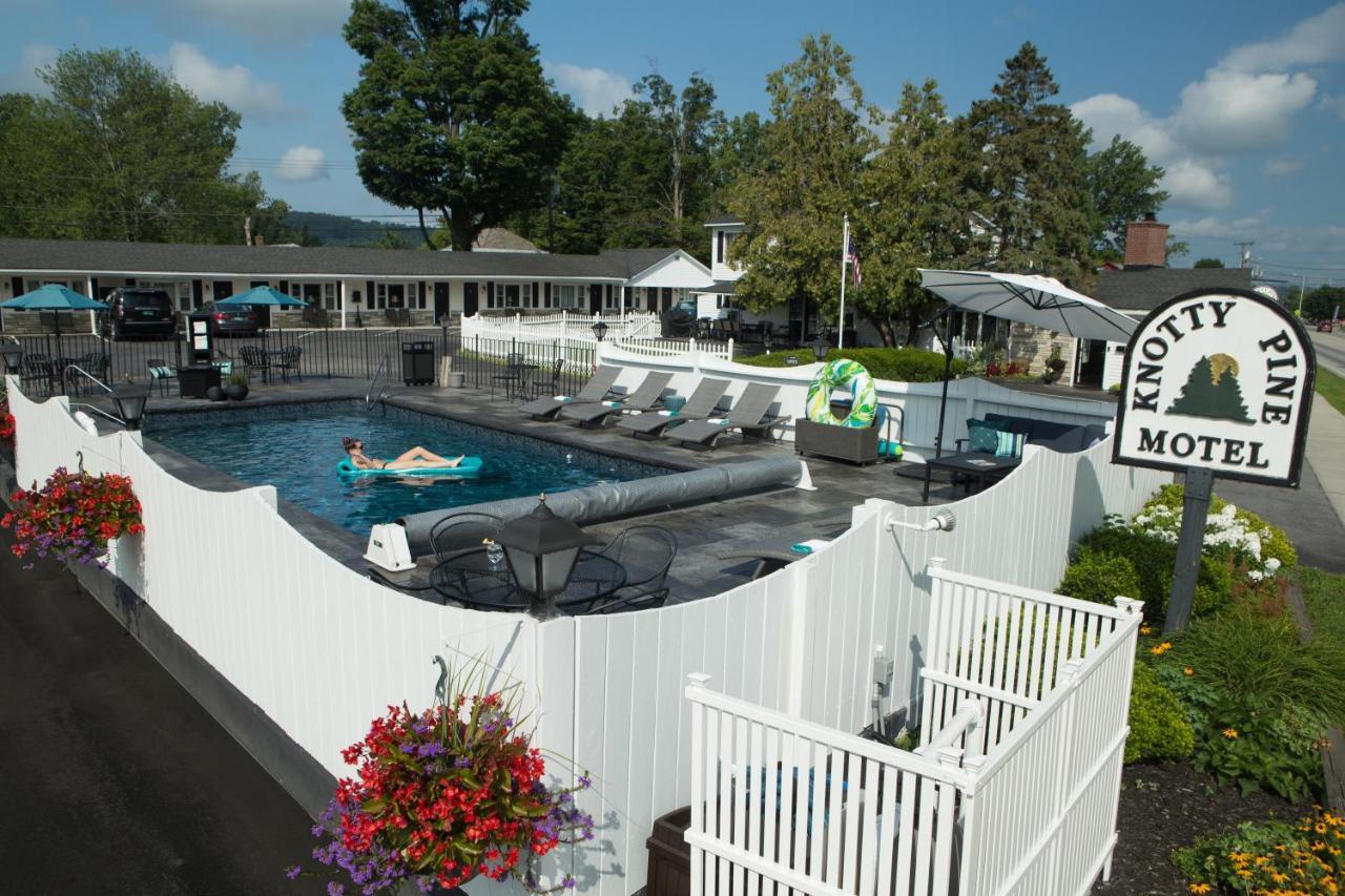 בנינגטון Knotty Pine Motel מראה חיצוני תמונה