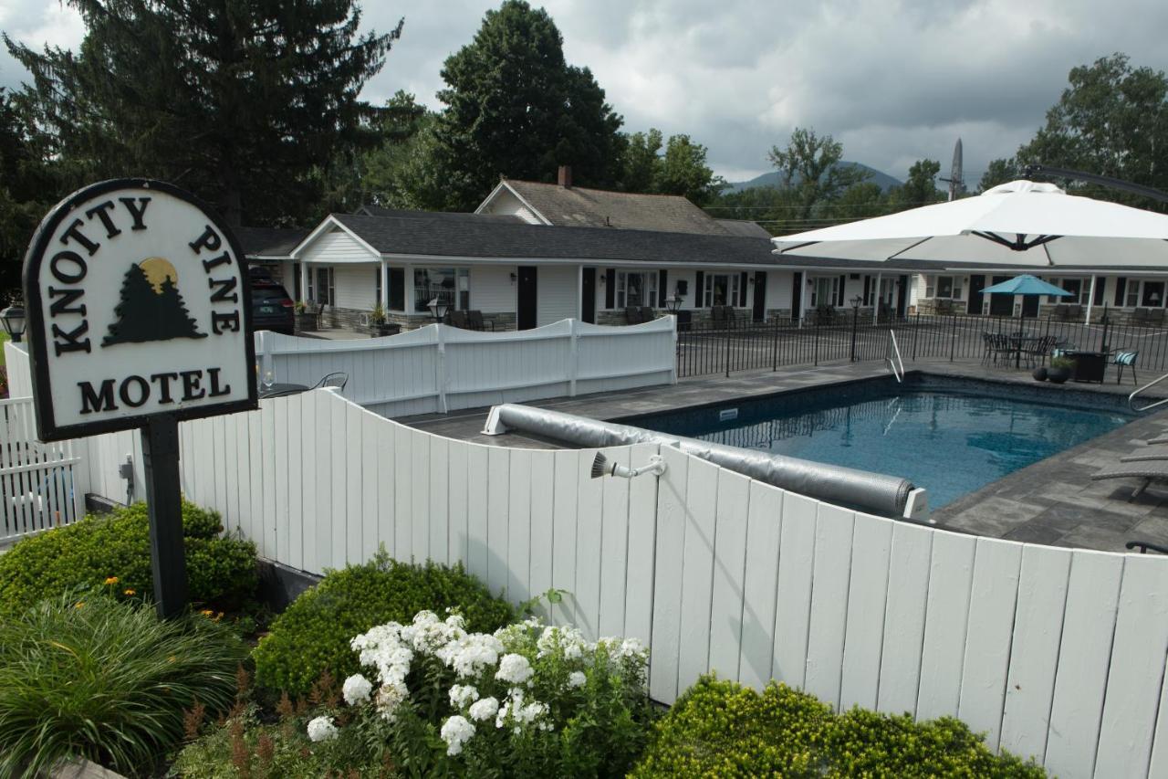בנינגטון Knotty Pine Motel מראה חיצוני תמונה